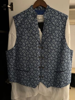 Traje de fallero azul y blanco