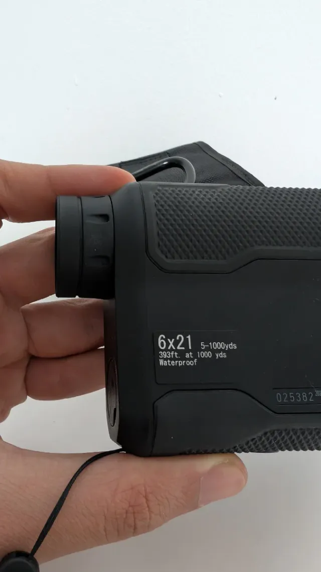 Telémetro Bushnell Scout DX