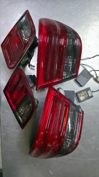 Pilotos traseros leds mercedes e270 w210