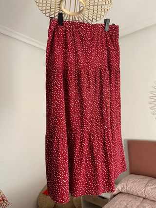 Falda larga de mujer con lunares