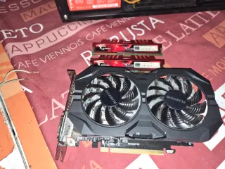 Torre Ordenador Antec Negra