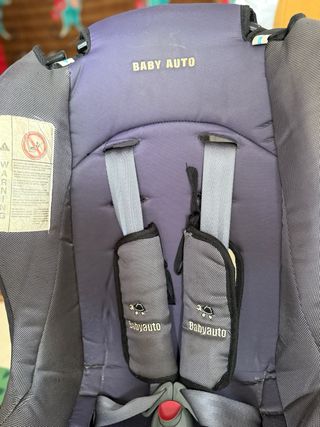 Silla de coche grupo 0+ y 1.Baby Auto