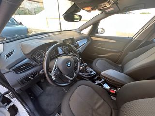 BMW 218i.  Serie 2  2015