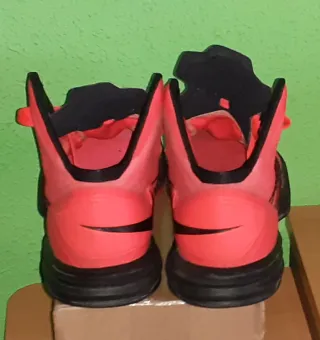 Zapatillas Nike Hyperdunk N° 42