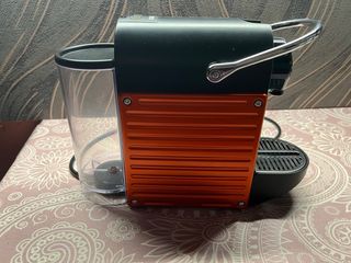 Cafetera Nespresso Krups Naranja