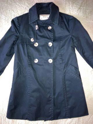 Gabardina Negra Básica Blanco