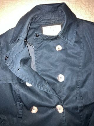 Gabardina Negra Básica Blanco