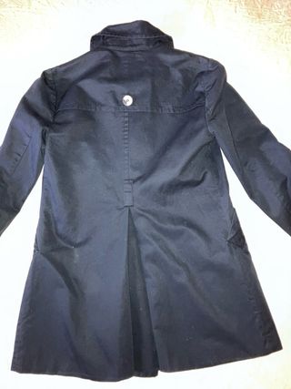 Gabardina Negra Básica Blanco