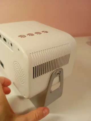 Proyector Jimveo HD con soporte