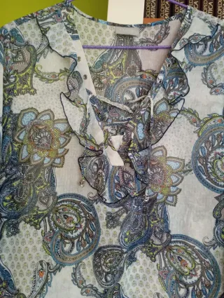 Blusa Canda Estampada Volantes