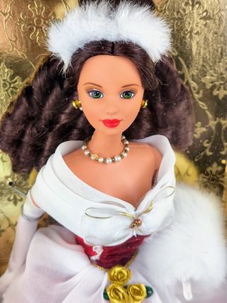 Disney Belle Winter Dreams 1998 Mattel