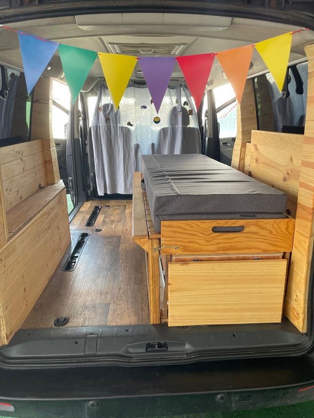 Citroen Jumpy 2011 CAMPERIZADA