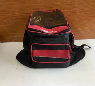 Bolso para Moto sobre tanque / deposito magnetico