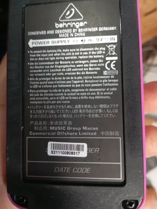 Pedal guitarra Behringer Heavy Distortion