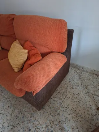 Sofá desenfundable tela naranja y marrón