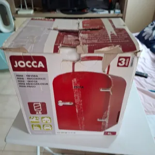 Nevera pequeña JOCCA roja