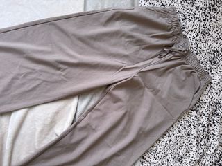 Pantalón casual marrón