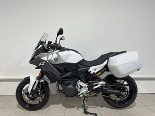 BMW F 900 XR 2024 con Maletas