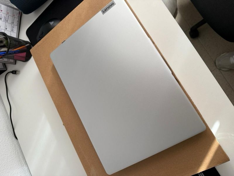 Portátil Lenovo IdeaPad Slim 5 16IRL8 afbeelding 5