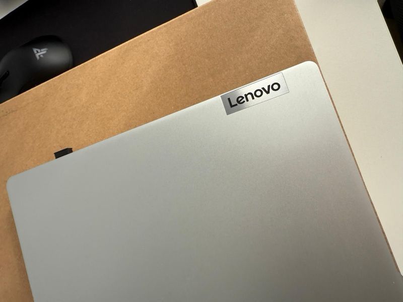 Portátil Lenovo IdeaPad Slim 5 16IRL8 afbeelding 3