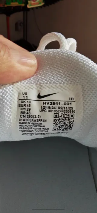 Nike Air Max Plus Tiempo Metallic Gold SE