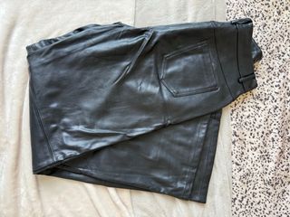 Pantalones de cuero negros