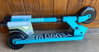 Patinete infantil azul