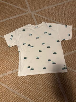 Camiseta Zara niño estampado coches