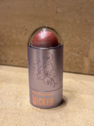 Rem x wicked All over glow stick