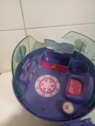 Casa Hielo Nieve Bebés Llorones