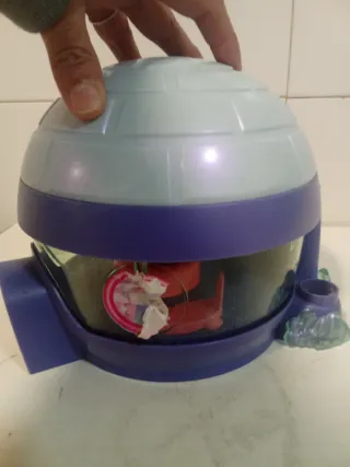 Casa Hielo Nieve Bebés Llorones