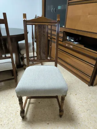 Mesa comedor ovalada con 6 sillas