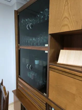 Mesa comedor ovalada con 6 sillas