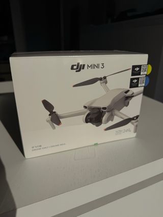 Dron DJI Mini 3