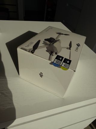Dron DJI Mini 3