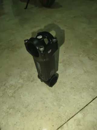 Potencia Redshift con suspensión Gravel 100mm