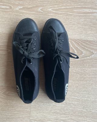 Bambas Mustang negras