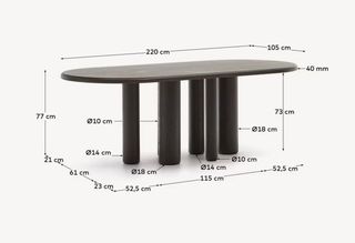 Mesa ovalada Mailen en chapa de fresno