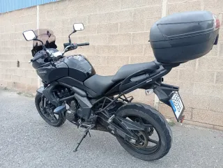 Kawasaki Versys 650 Negra