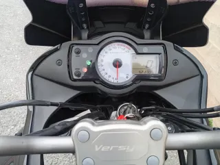 Kawasaki Versys 650 Negra