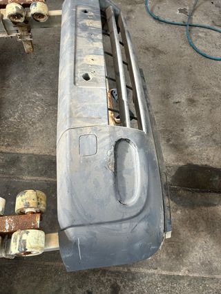 Paragolpes Ford Tourneo