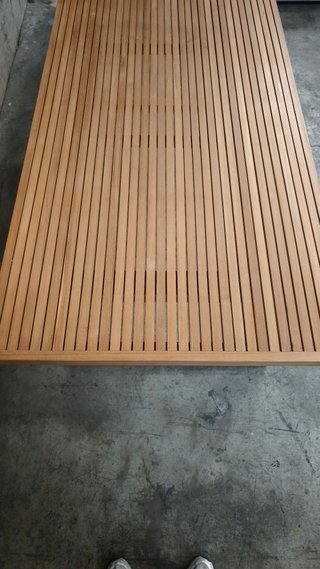 Mesa 100% exterior Canadell de madera maciza de teca reciclada 220 x 100 cm