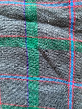 Camisa de cuadros verde y morado. Talla M