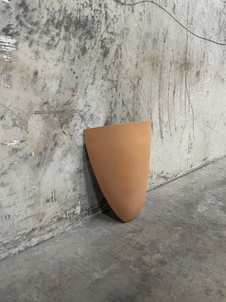 Aplique de pared Nibla de metal efecto terracota