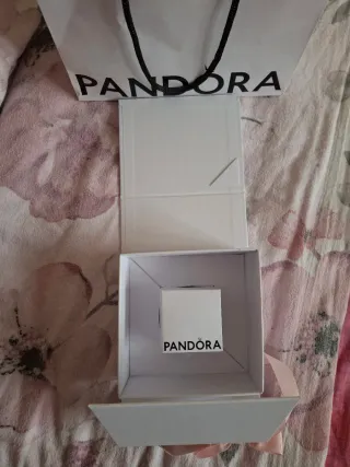 Busta e scatola Pandora