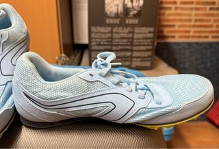 Zapatillas tacos Atletismo Azul y Amarillo