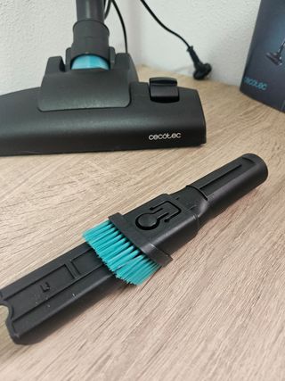 Cecotec Conga 700 PowerHead - Aspiradora de mano