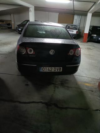 Volkswagen Passat 2005