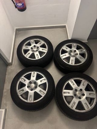 Juego de 4 Llantas 16' 5x108