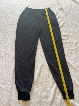 Pantalón Jogger Nike Gris